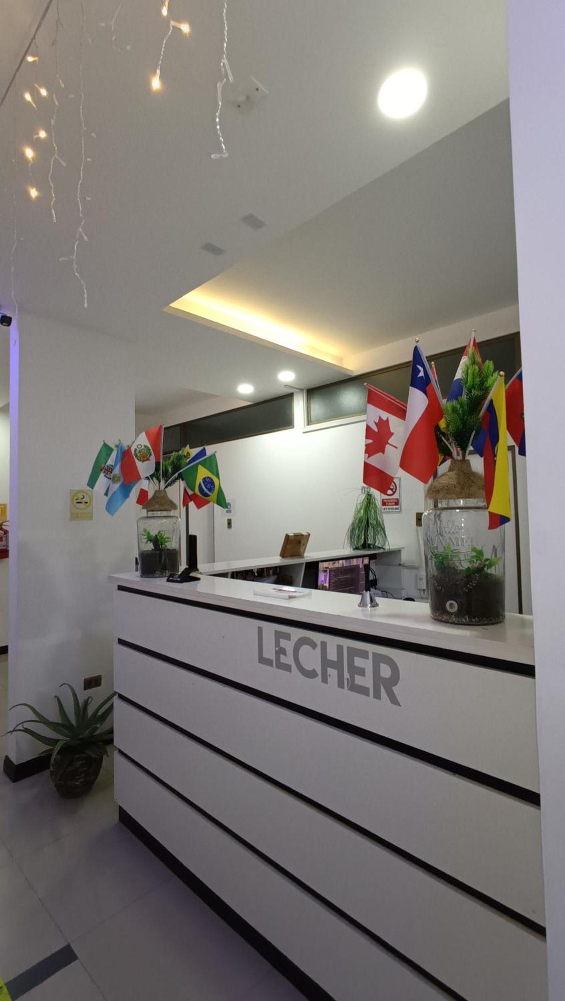 Hostal Lecher อิกิเก ภายนอก รูปภาพ
