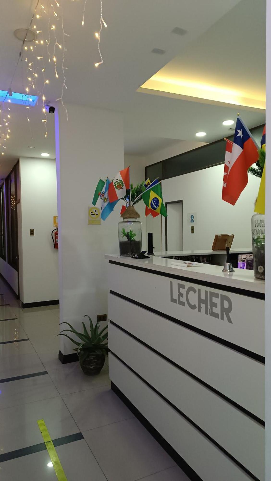 Hostal Lecher อิกิเก ภายนอก รูปภาพ