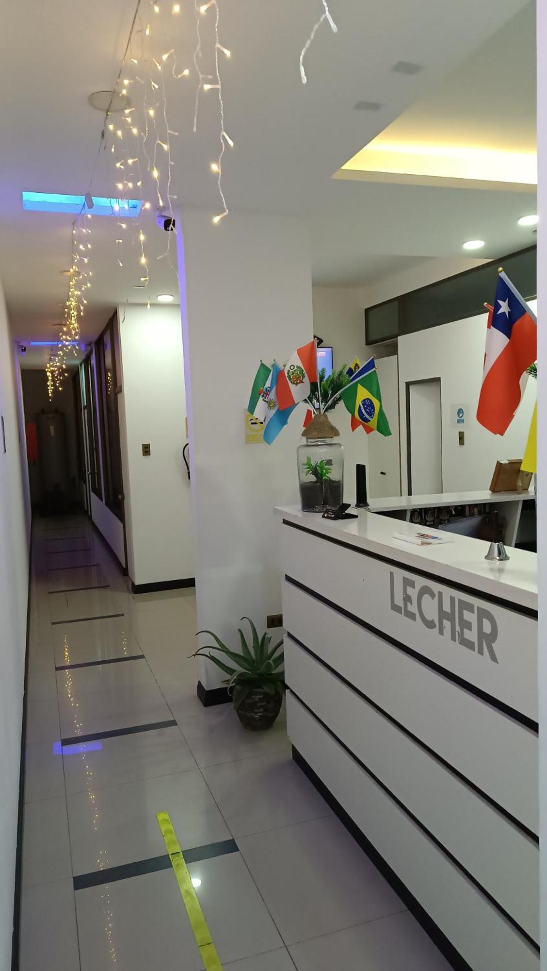 Hostal Lecher อิกิเก ภายนอก รูปภาพ